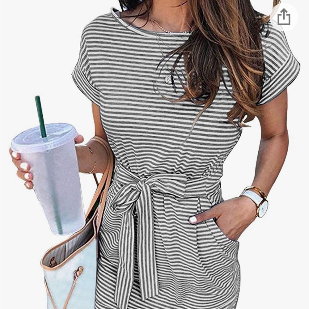 Merokeety T-shirt dress. Size small.